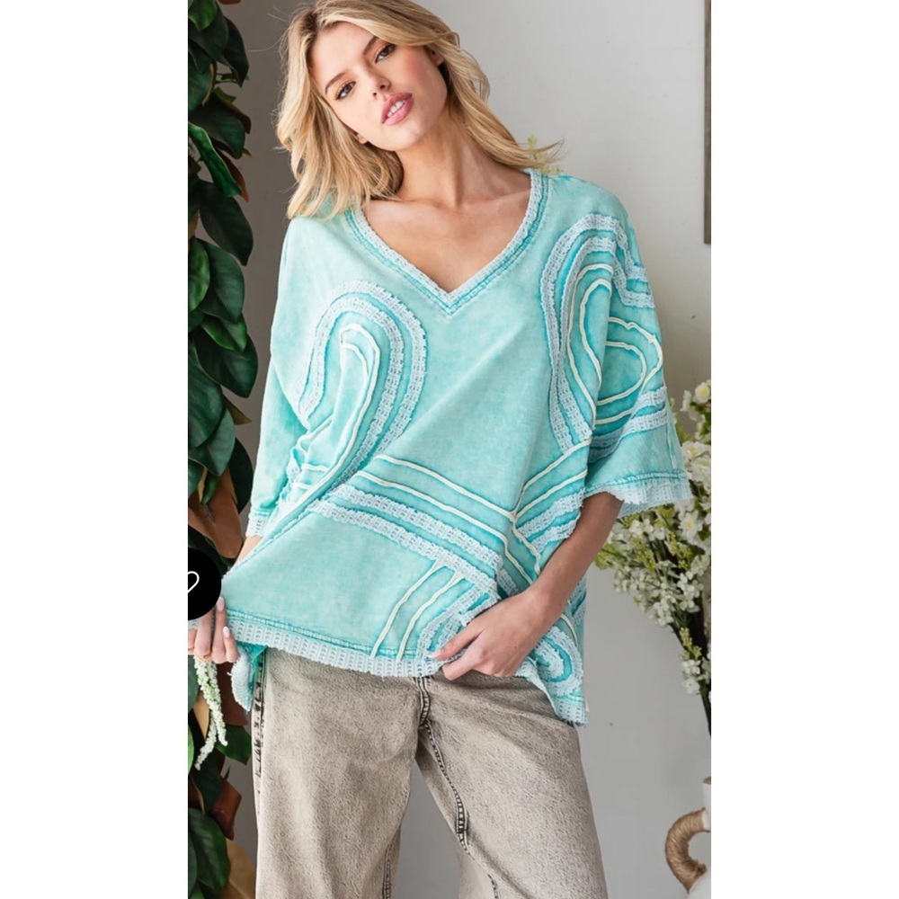 Oli & Hali Aqua V-Neck Embroidered Heart Top